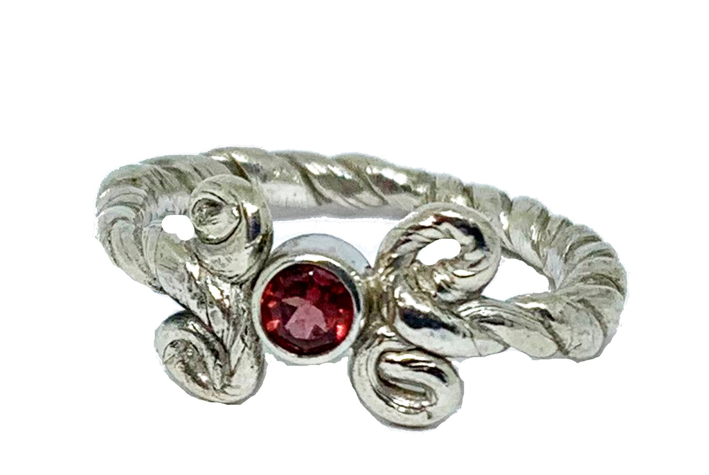 Sterling Silver and Garnet Mitsuro Hikime Ring in Sterling Silver