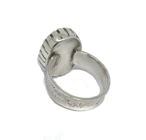 Labradorite Ring with Castellated Bezel in Sterling Silver - Size 9.5