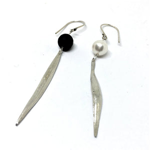 Asymmetrical Onyx and freshwater white pearl earrings with bamboo leaf drops