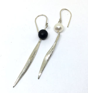 Onyx and Freshwater Pearl Statement Earrings - Asymmetrical Mitsuro Hikime Earrings