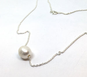 Single White Pearl on A Silver Chain