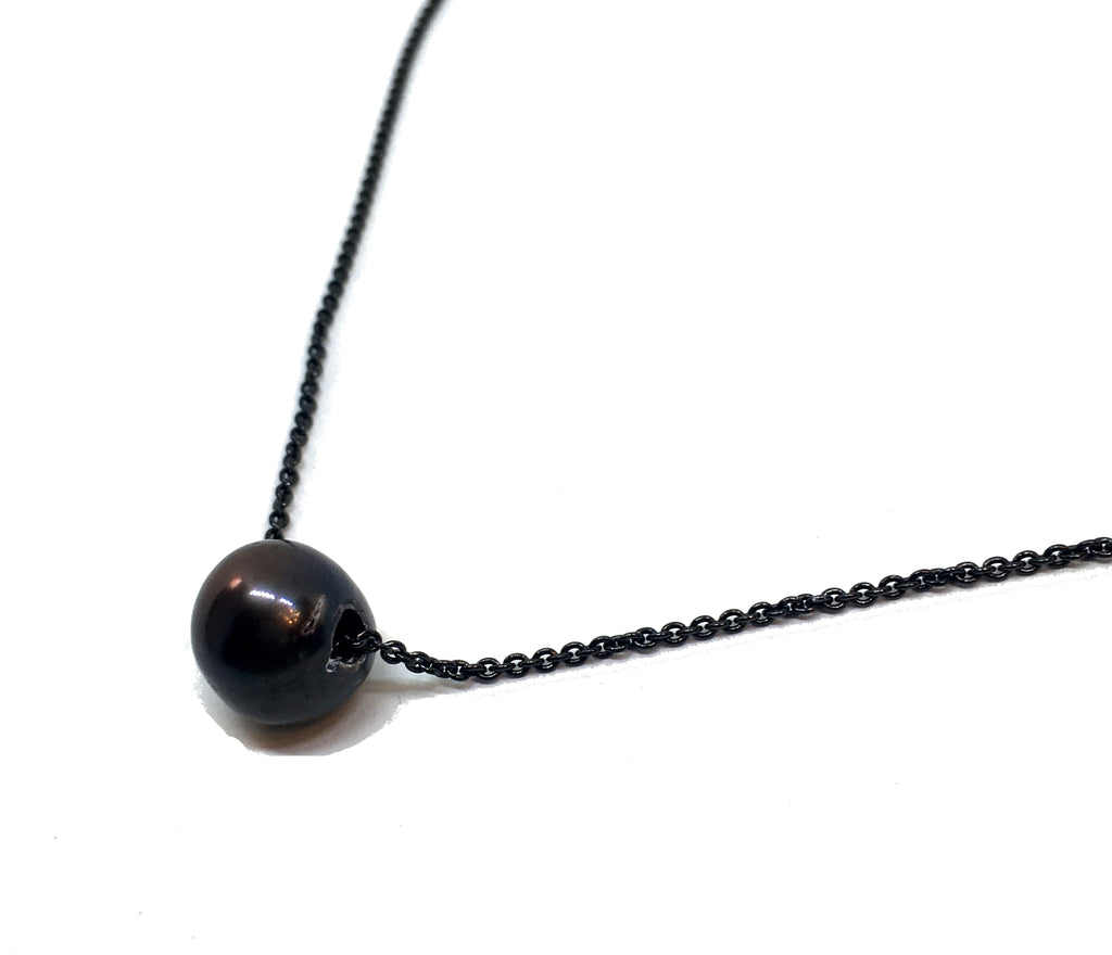 Single Black Pearl on A Black Silver Chain